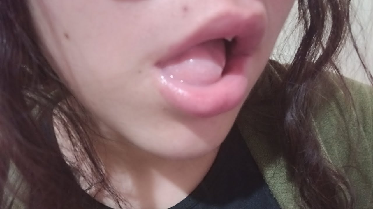 ASMR LENS LlCKlNG, SPIT PAINTING, TICO TICO, TAPPING, MOUTH SOUNDS, HANDS SOUNDS Y VISUALES.