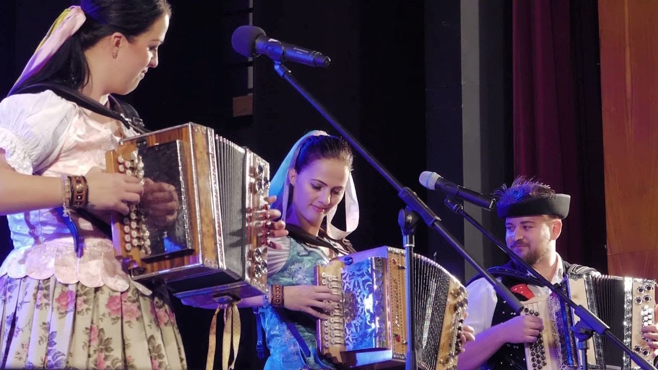 Lenka a Evka BACMAŇÁKOVÉ - Patrik KOVÁČ  - Prenešťastný osud môj