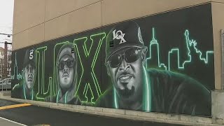 A mural of The LOX goes up in the Bronx