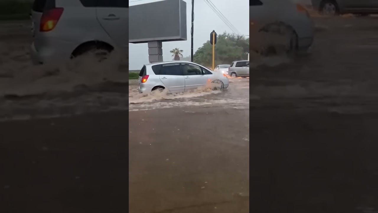 🌧️ Chuvas Fortes em Maputo Hoje! Inundações tomam a cidade – Veja a situação