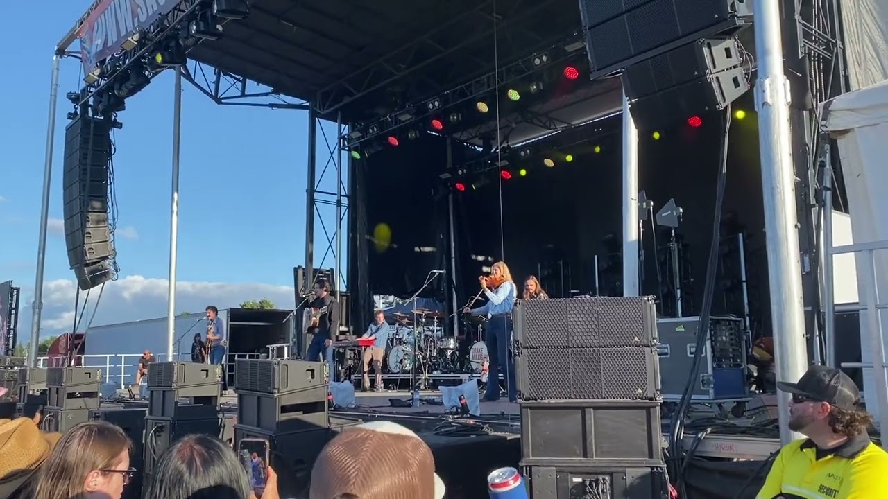 Over Drinkin' Under Thinkin'  By Drake Milligan  @ Sauble Speedway  Sauble Beach Party 2025