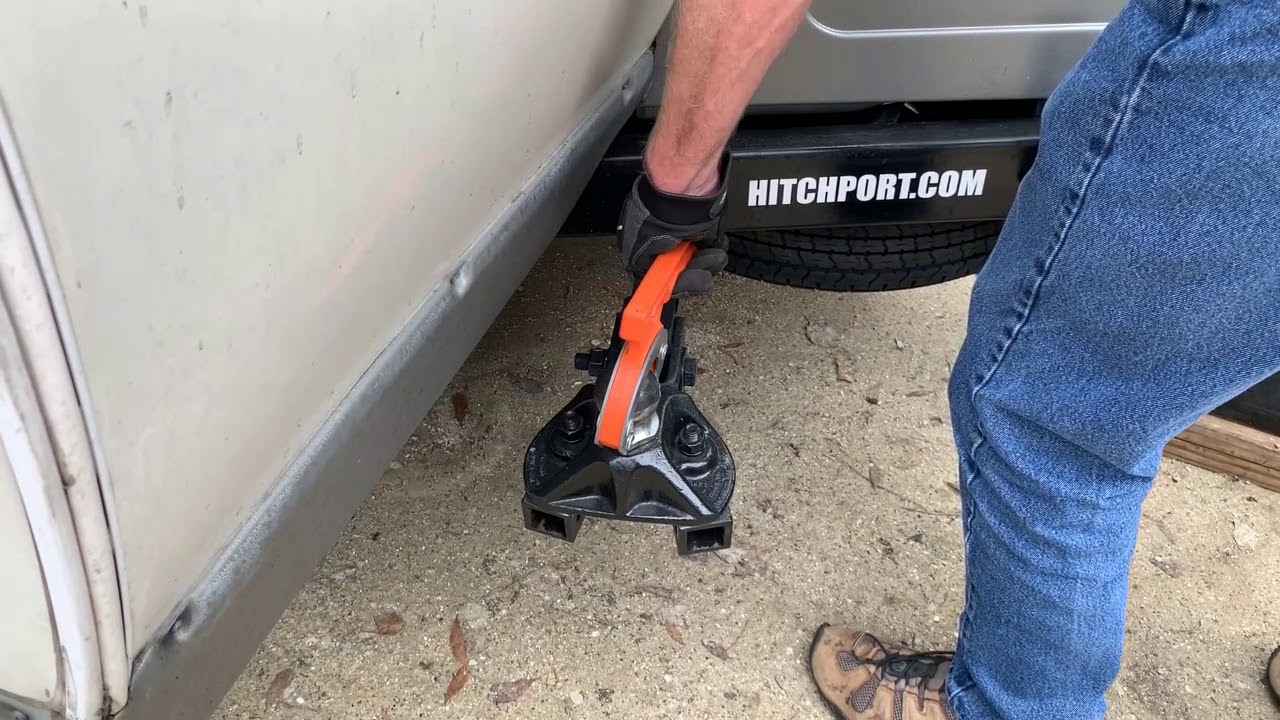 Handling a W. D. Hitch Using the Right Tools YouTube