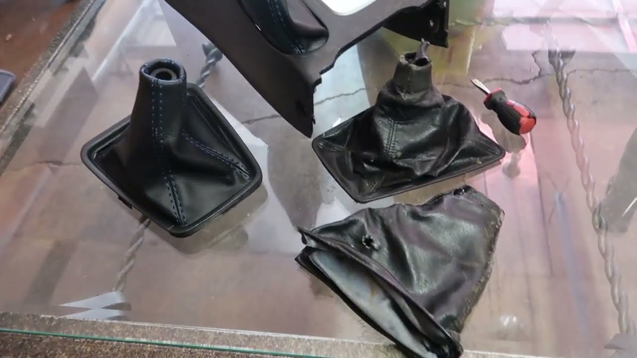 gtr32純正取り外し R32 Skyline Shift Boot and Ebrake Boot Replacement - YouTube