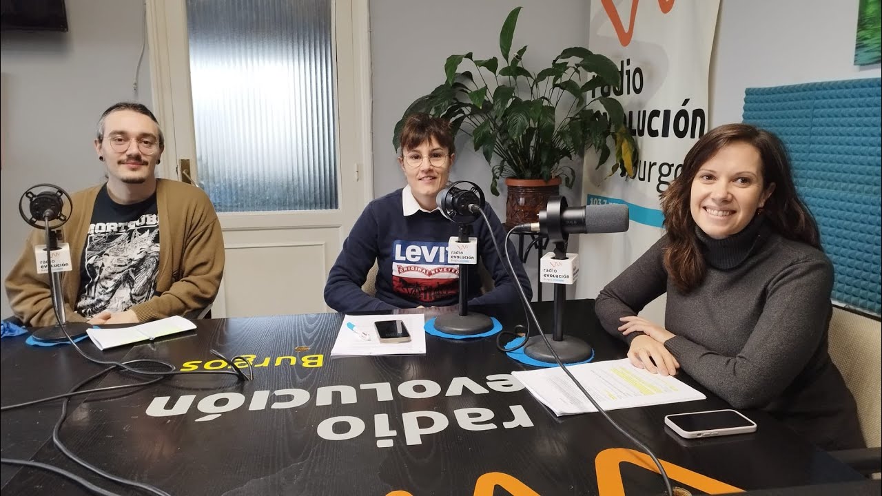 «ECHANDO LA MAÑANA» con "SALUD Y TECNOLOGIA" , "RETRASO DE SUBVENCIONES DISCAPACIDAD" «HISTORIA D