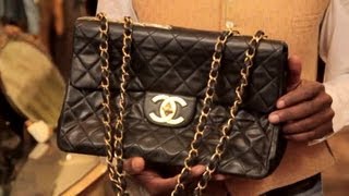 Characteristics of Very Old, Vintage Chanel Bags : Vintage Fashion & Style  