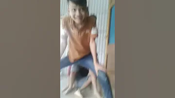 Thanh Niên Thua Bài Chui Háng Past 2 