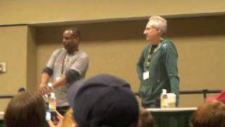 Brent Spiner & LeVar Burton Q&A Panel (Part 2/5)