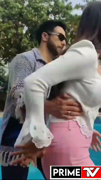 Kiara Advani And Varun Dhawan Opps Moments #shorts #kiaraadvani