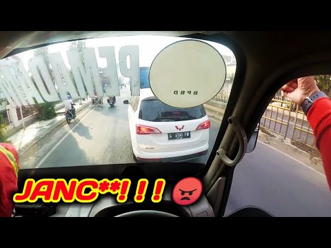 Video: Berapa banyak air yang dapat dipompa oleh mobil pemadam kebakaran?