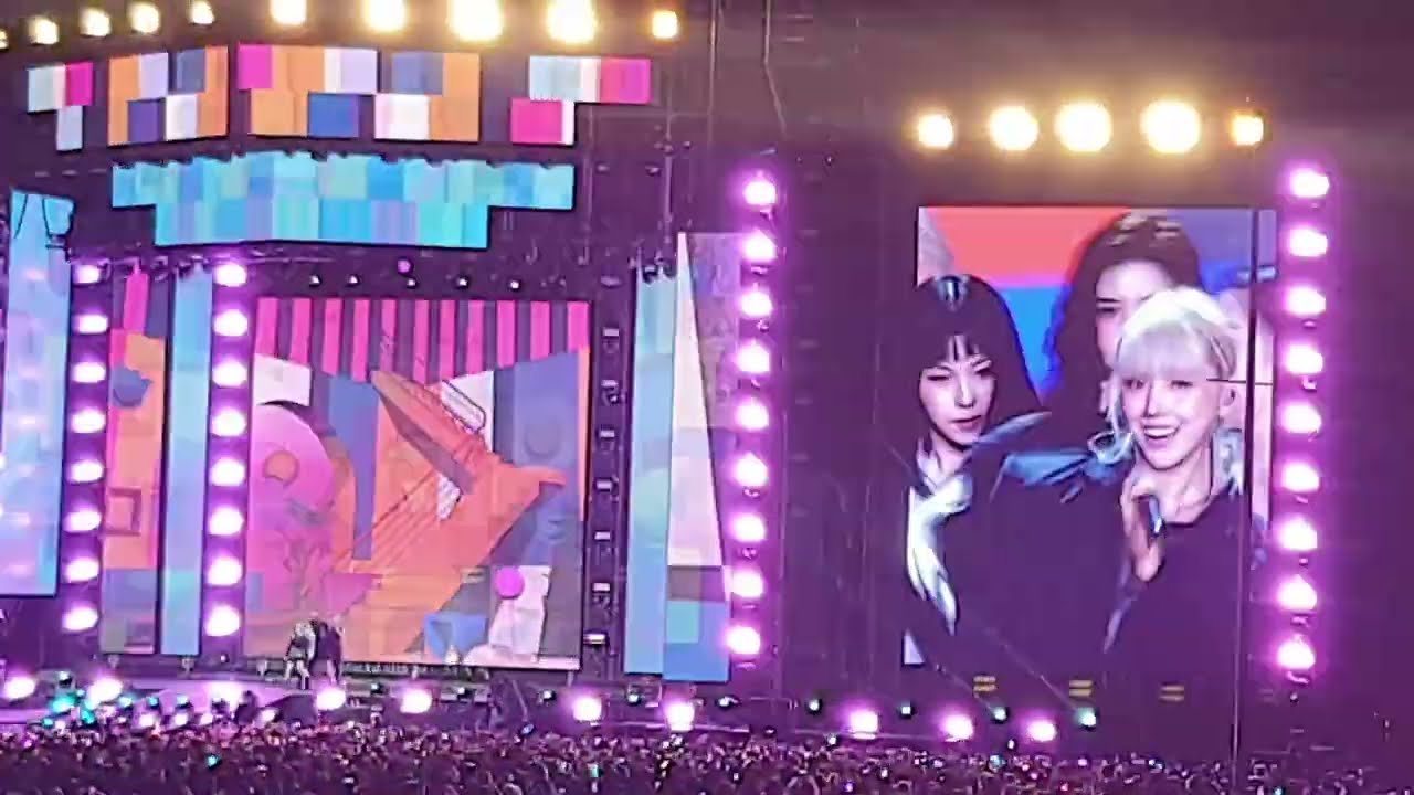 NMIXX - Music Bank Madrid