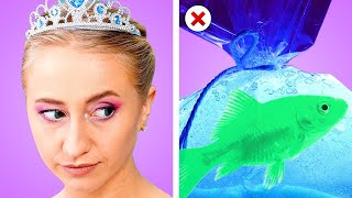 DISNEY PRINCESSES AT SCHOOL | Princesses in Real Life! Funny School Life Situations