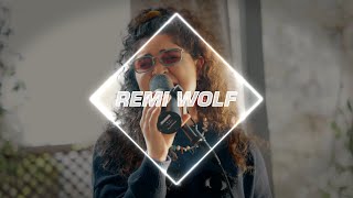 Remi Wolf - Liz | Fresh From Home Performance Resimi