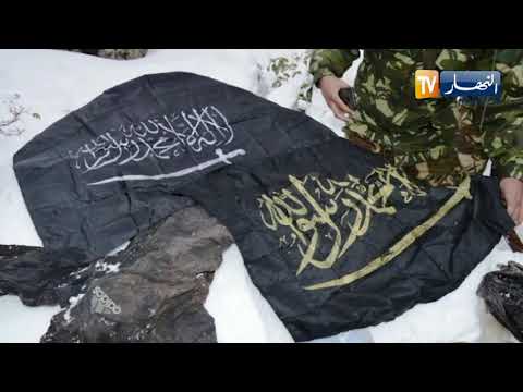 دفاع الجيش يعثر على مخابئ للأسلحة والذخيرة في جبال تيزي وزو 