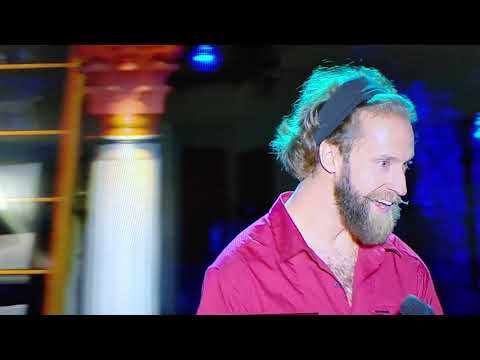 Video: Josh Blue Neto vrednost: Wiki, poročen, družina, poroka, plača, bratje in sestre