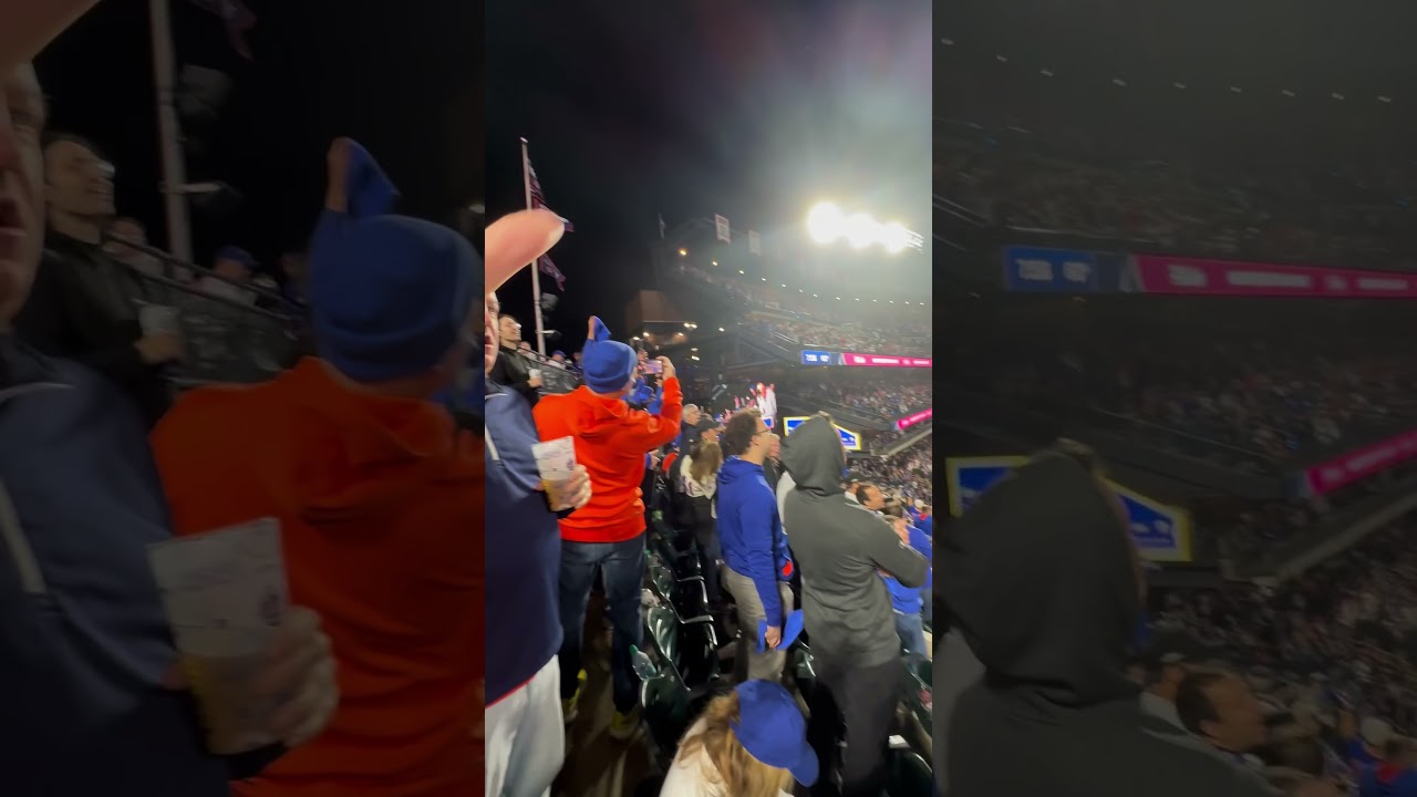 Mets fans sing along to Don’t Stop Believing 