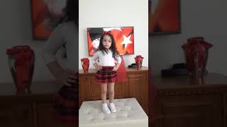 İlya Melek Akkent 23 Ni̇san 100. Yili