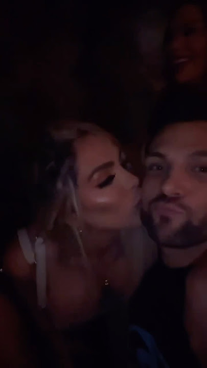 Nicola y Grecia 🥰 atácate Wendy 🤭😅 #wendyguevara #ponchodenigris #nicolaporcella