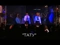 t.A.T.u. first performance (2000) - &quot;Ya Soshla S Uma&quot;