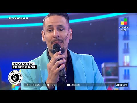 🎤 @RodrigoTapariOficial cantó en el piano junto a Jey Mammon 🤩