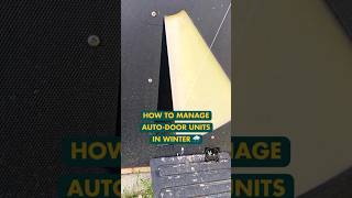 How to manage auto door units in winter  #chickenkeeping #chickencoop #backyardhomesteading