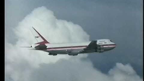 Airliner Montage - Building the Boeing 747 Prototype - "Make It Big" (1996)