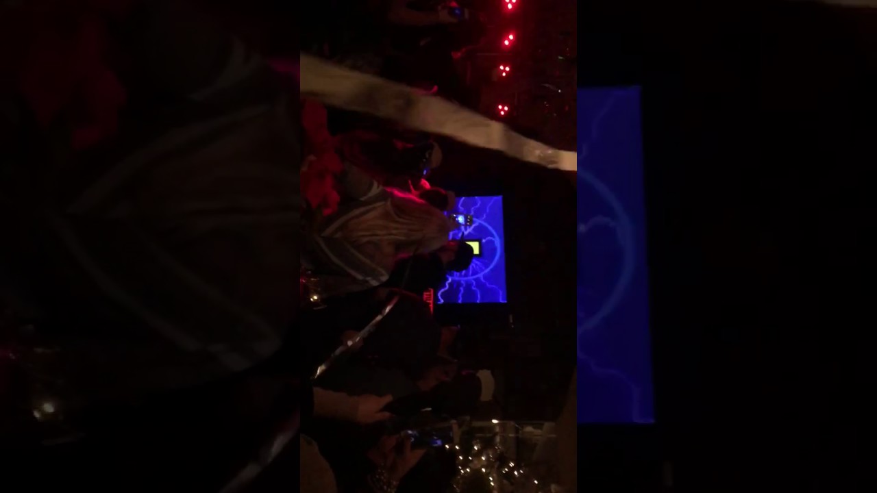 Superior celebrations confetti cannons