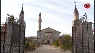 Прогулянки Кримом з Олексою Гайворонським. Мечеть хана Узбека.2013 рік.
