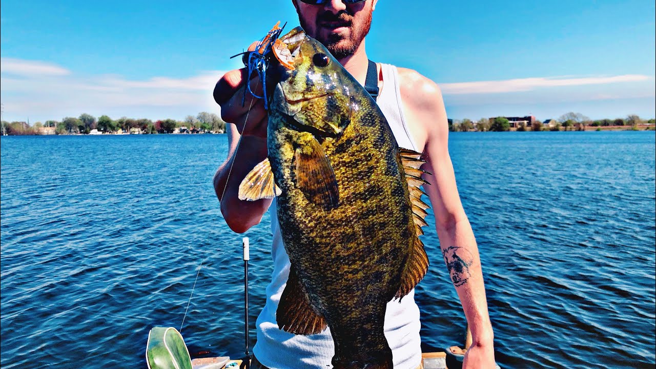 Fishing JIGS for BIG Bass!! | Bass Fishing