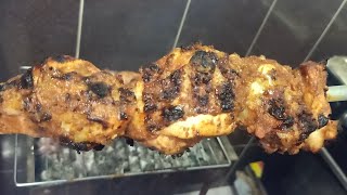 قطع الدجاج المشوي على الفحم | Grilled chicken pieces on charcoal