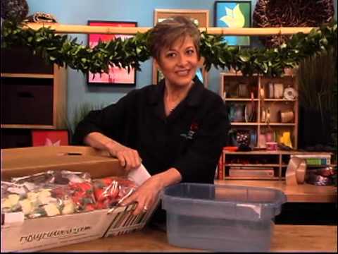 fresh-floral-garlands,-fabulous-wedding-decor