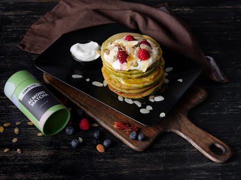 almond-matcha-pancakes-recipe