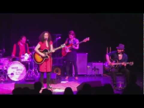 Meena Cryle & The Chris Fillmore Band - "Untitled Jam" - Live @ GUGG, March 30th, 2013