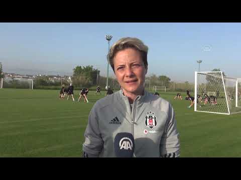 Bahar Özgüvenç futbol hayatını anlattı I Beşiktaş Kadın Futbol Takımı'nın teknik direktörü