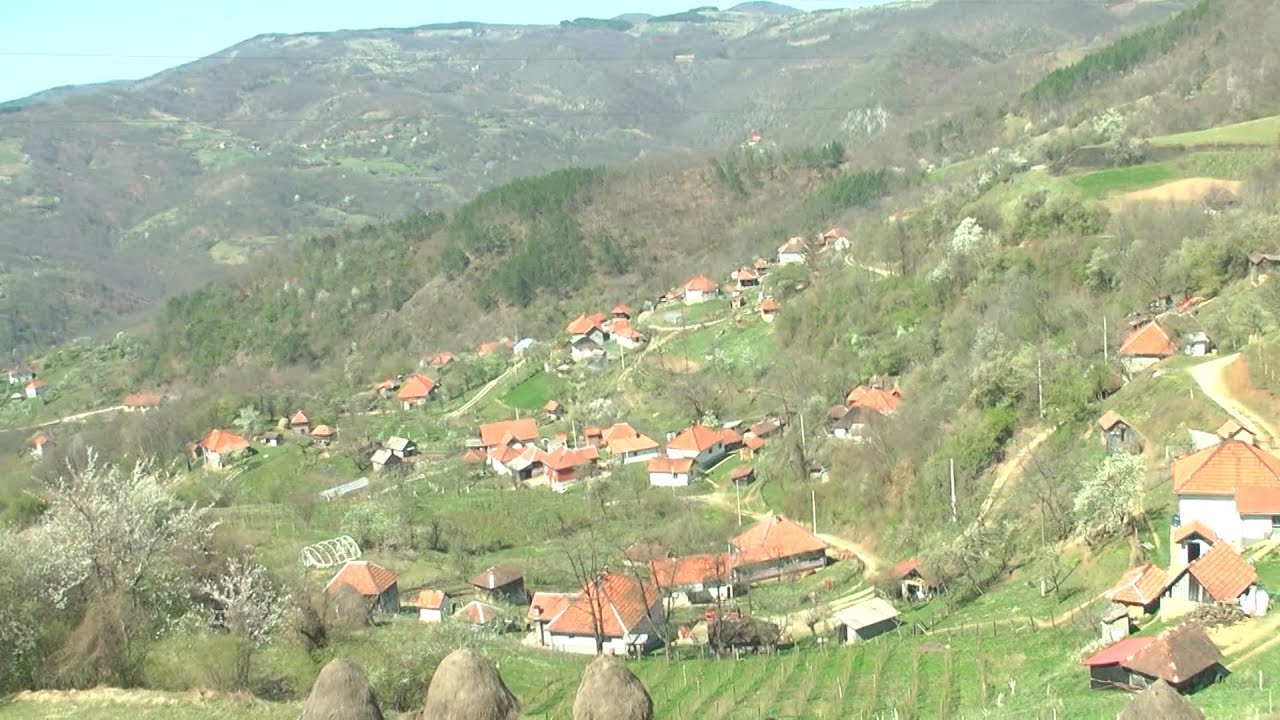Prica o selu Rujevac (dokumentarni film) - Obicaji Radjevine - Dobrivoje i Dobrila Pantelic