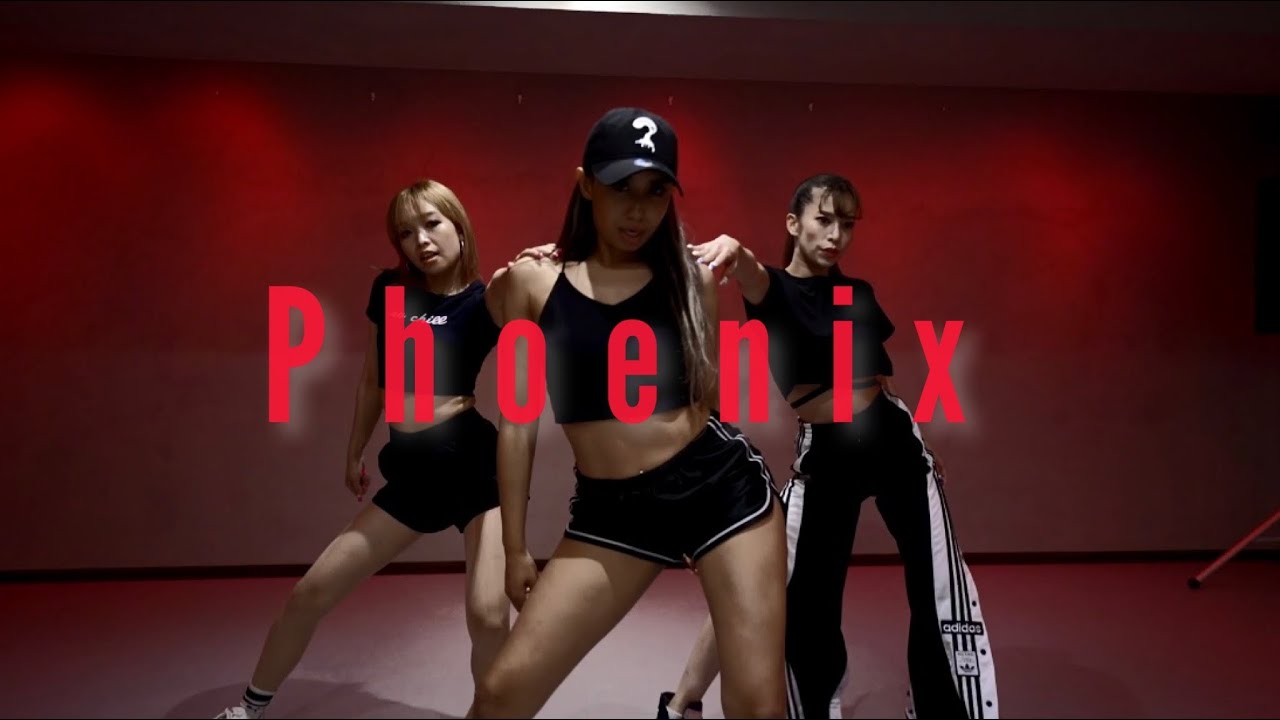 Watch BananaLemon‐ 'Phoenix' Dance Practice video on YouTube Watch BananaLemon‐ 'Phoenix' Dance Practice video on YouTube