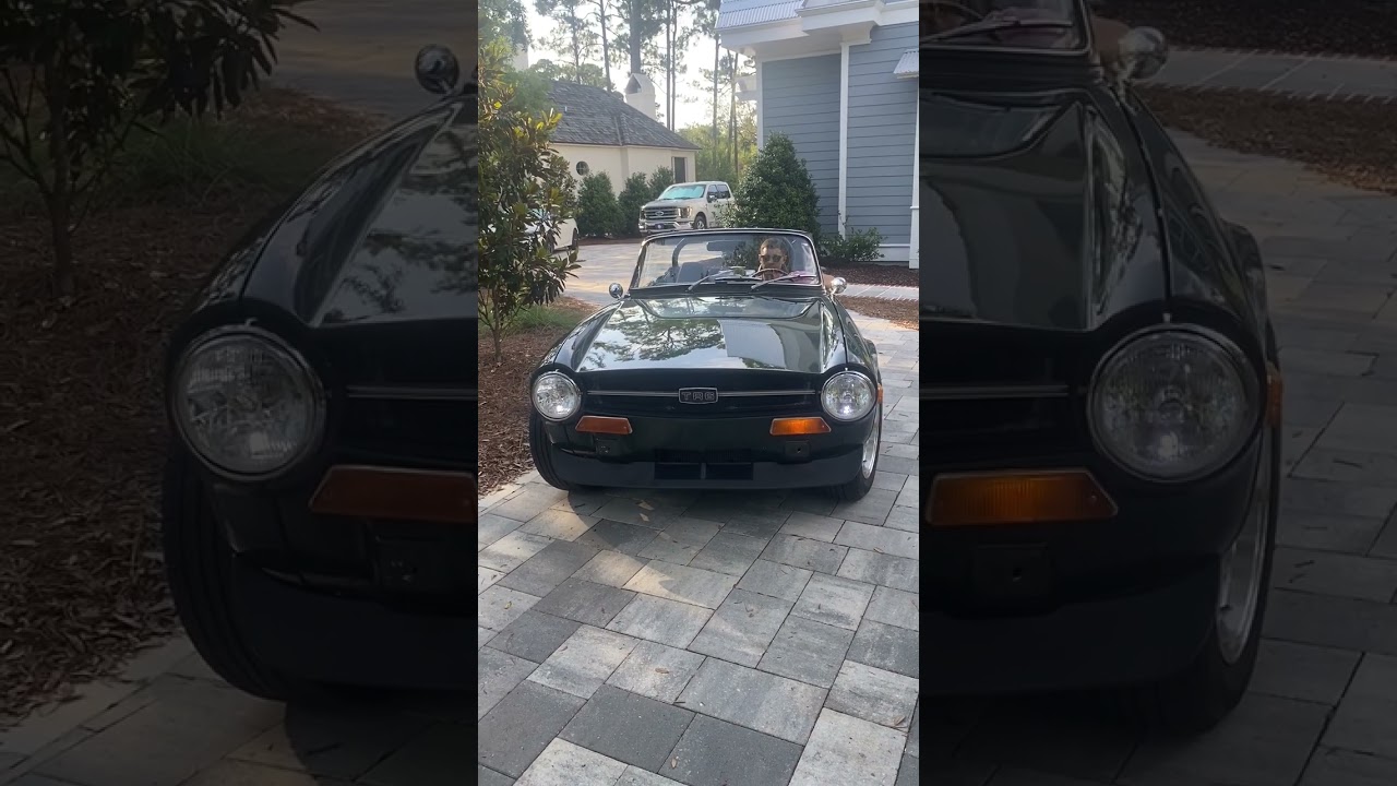 Triumph TR6 Startup Signals Horn