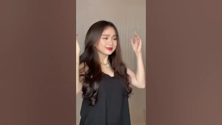 pov: you, her bodyguard, find the mafia boss’s daughter dancing with her little sister