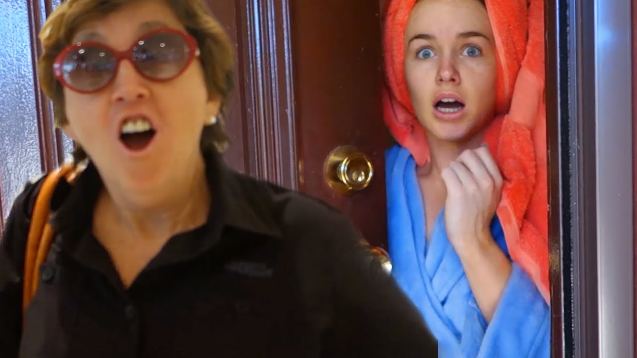 SURPRISING FAMILY AFTER 1 YEAR TRAVELLING THE WORLD