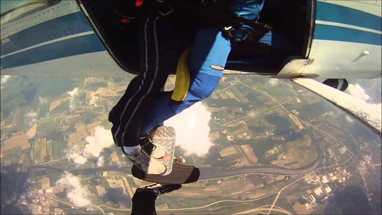 3D GoPro skydive at Atmosphair Skydiving Center Ft. Atkinson, WI on