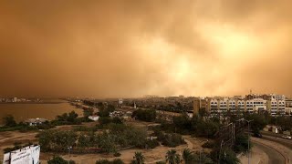 Gewaltiger Sandsturm verschluckt Stadt im Jemen screenshot 1