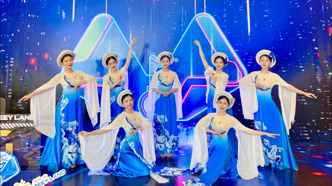 Múa cò lả | Vũ đoàn LadiesNight