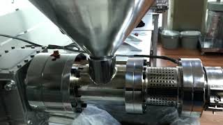 Cold press oil machine gm-1500 model grape seed oil soğuk pres yağ makinası üzüm çekirdeği yağı