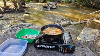 PESCANDO PACU NA VARINHA DE BAMBU, E PIRAPUTANGA É FRITAMOS NA HORA!!!