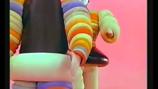 Triadisches Ballett von Oskar Schlemmer - Bauhaus (Best Quality)