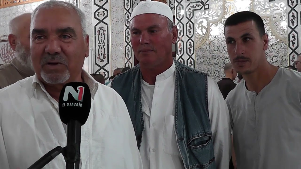 ولاية المسيلة جموع المصلين يؤدون صلاة عيد الأضحى المبارك بأحد مساجد دائرة أولاد دراج