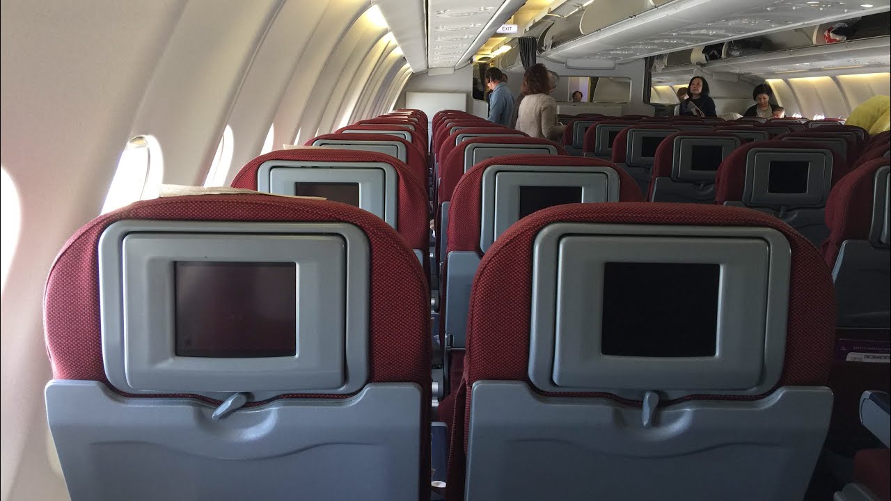 Qantas A330 200 Economy Class Qf117 Sydney To Hong Kong