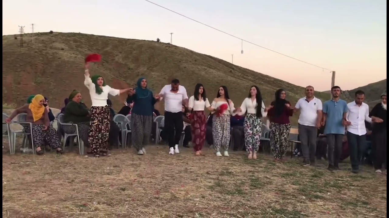 Elazığ Eğrikavak köyü #zazadüğünleri #elazığ #zaza #zazalar #köydüğünleri #maden#zazakızı #halaybaşı