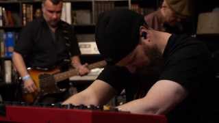John Grant - Pale Green Ghosts (Live on KEXP)