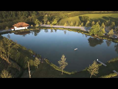 Video: Prekrasna Mjesta U Njemačkoj: Jezero Titisee
