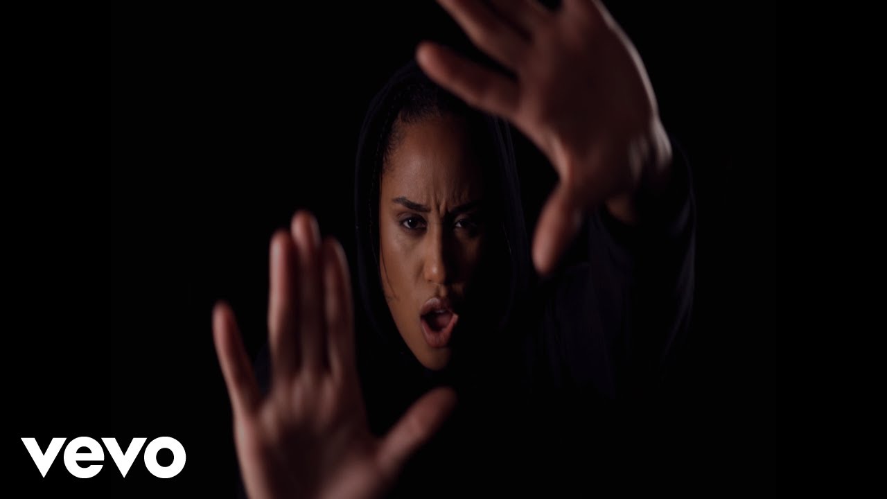 Ver 7even Daze - DOWN (Official Music Video) en YouTube Ver 7even Daze - DOWN (Official Music Video) en YouTube